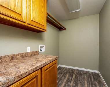 210 Ruger Street - Photo Thumbnail 27