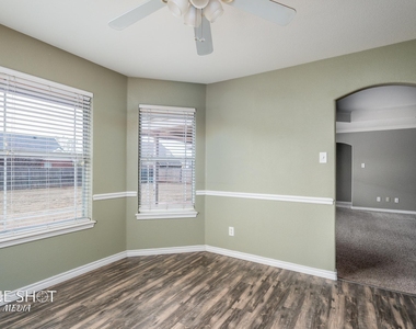 210 Ruger Street - Photo Thumbnail 10