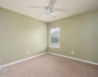 210 Ruger Street - Photo Thumbnail 24