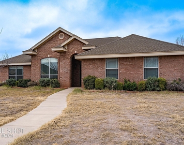 210 Ruger Street - Photo Thumbnail 1