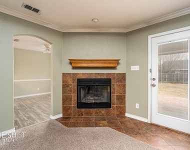 210 Ruger Street - Photo Thumbnail 7