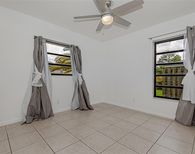 2831 Nw 51st Terrace - Photo Thumbnail 6