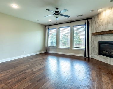 1609 Cedar Crest Drive - Photo Thumbnail 9