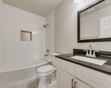 5903 Mimosa Lane - Photo Thumbnail 15