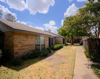 2111 E Beltline Road - Photo Thumbnail 31