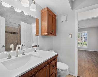 2111 E Beltline Road - Photo Thumbnail 6