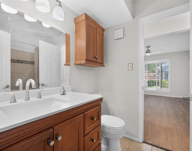2111 E Beltline Road - Photo Thumbnail 13