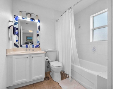 125 Gregory Place - Photo Thumbnail 7
