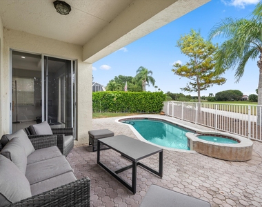 2104 Country Golf Drive - Photo Thumbnail 13