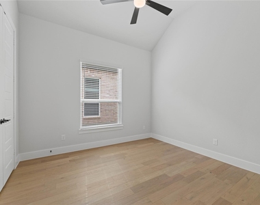 6253 White Creek Drive - Photo Thumbnail 17