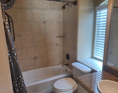 3416 Westminster Avenue - Photo Thumbnail 34