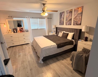 605 Oaks Drive - Photo Thumbnail 17