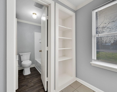 412 E Avenue F - Photo Thumbnail 5