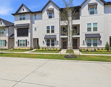 6240 Fortuna Lane - Photo Thumbnail 1