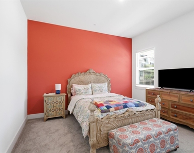 6240 Fortuna Lane - Photo Thumbnail 18