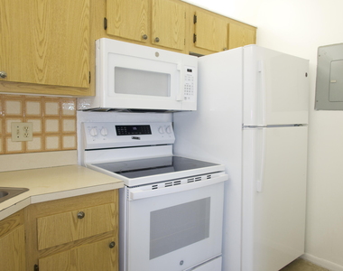 208 Foxtail Drive - Photo Thumbnail 18