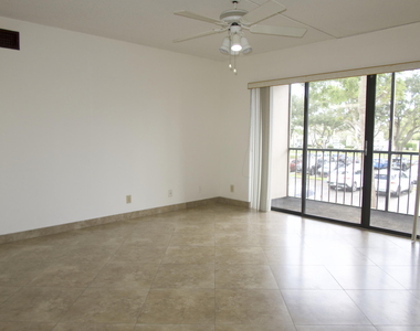 208 Foxtail Drive - Photo Thumbnail 6