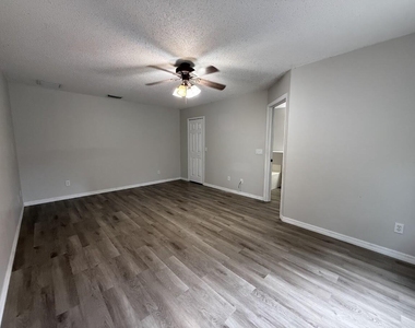 548 Sw Undallo Road - Photo Thumbnail 13