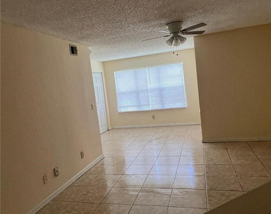 12730 Vista Isles Drive - Photo Thumbnail 5