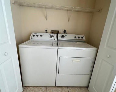 12730 Vista Isles Drive - Photo Thumbnail 8