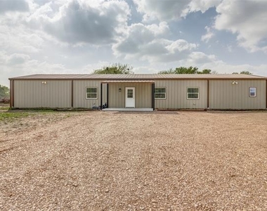 100 County Road 4140 - Photo Thumbnail 6