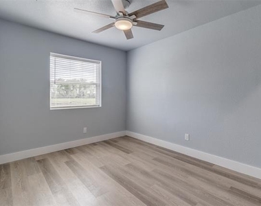100 County Road 4140 - Photo Thumbnail 24