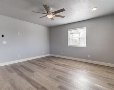 100 County Road 4140 - Photo Thumbnail 13