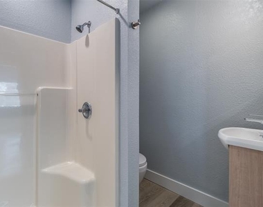 100 County Road 4140 - Photo Thumbnail 19