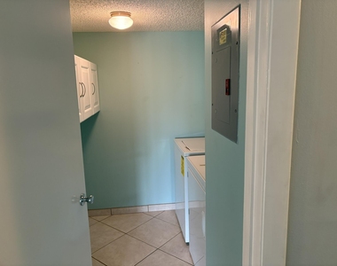 826 Sky Pine Way - Photo Thumbnail 12