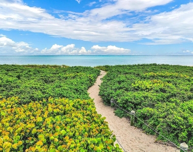 1550 S Ocean Drive - Photo Thumbnail 2