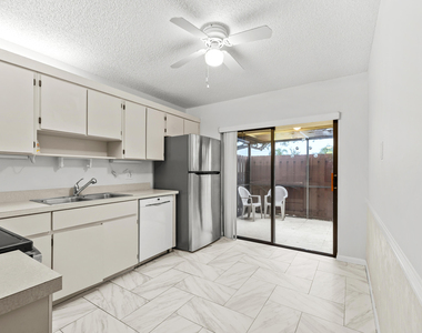 8019 Se Villa Circle - Photo Thumbnail 4