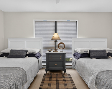 302 Brackenwood Circle - Photo Thumbnail 23