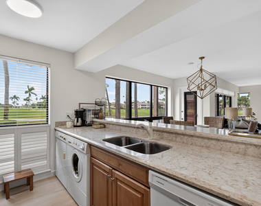 302 Brackenwood Circle - Photo Thumbnail 16