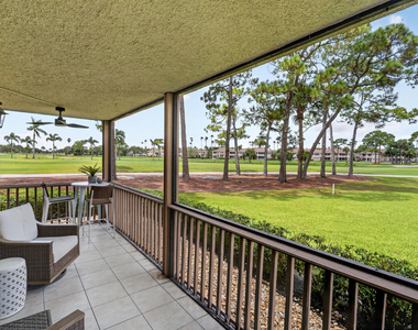 302 Brackenwood Circle - Photo Thumbnail 31