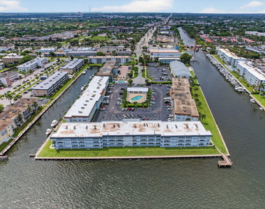 110 Shore Court - Photo Thumbnail 39