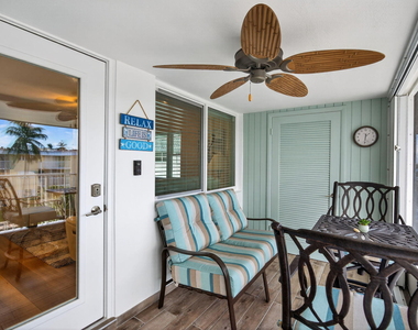 110 Shore Court - Photo Thumbnail 4