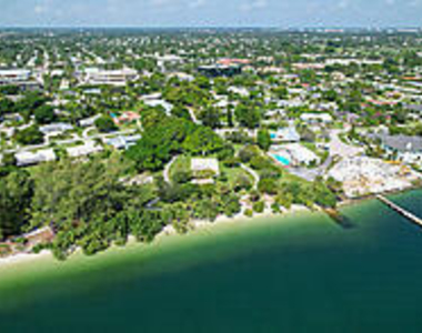 110 Shore Court - Photo Thumbnail 46