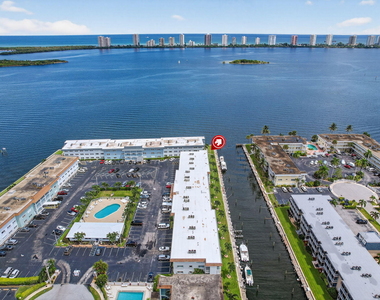 110 Shore Court - Photo Thumbnail 41