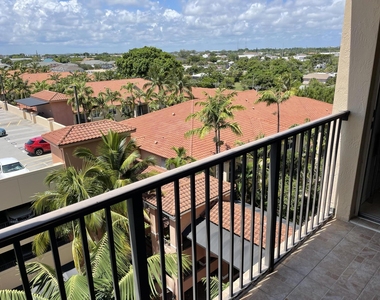 1801 N Flagler Drive - Photo Thumbnail 13