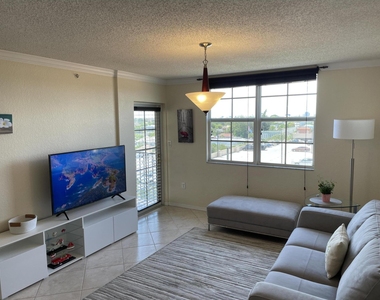 1801 N Flagler Drive - Photo Thumbnail 5
