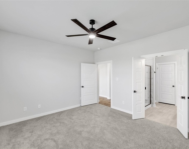 6600 Florence Drive - Photo Thumbnail 9