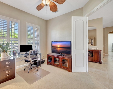 827 Sw Grand Reserves Boulevard - Photo Thumbnail 6