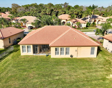 827 Sw Grand Reserves Boulevard - Photo Thumbnail 23