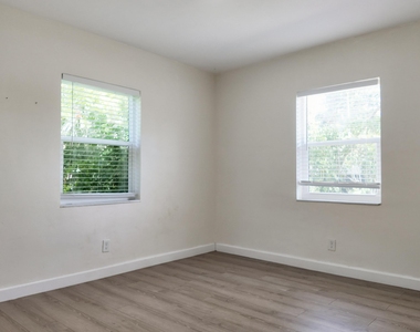 720 S 11th Street - Photo Thumbnail 11