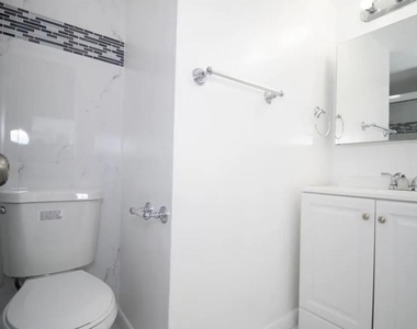 11432 Nw 45th Street - Photo Thumbnail 2