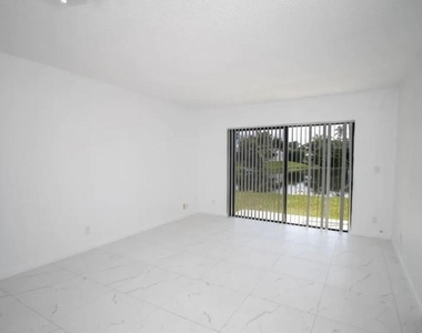 11432 Nw 45th Street - Photo Thumbnail 3