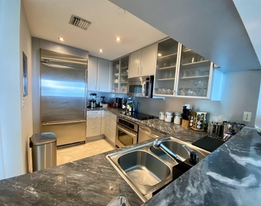 540 West Avenue - Photo Thumbnail 12