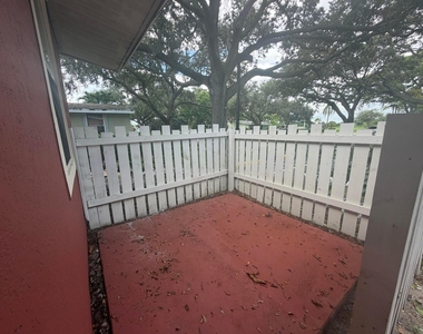 7194 Southgate Boulevard - Photo Thumbnail 1