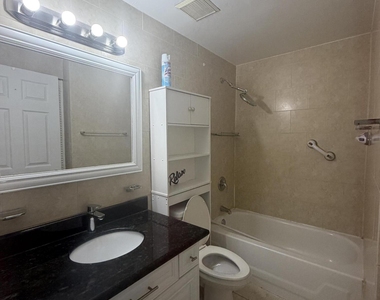 7194 Southgate Boulevard - Photo Thumbnail 8