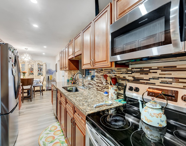 661 Eagle Circle - Photo Thumbnail 25